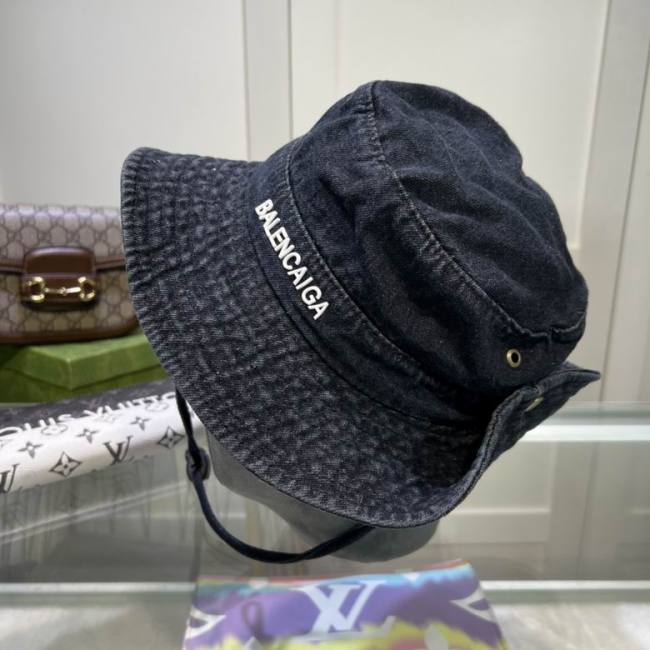 B Bucket Hats AAA-068