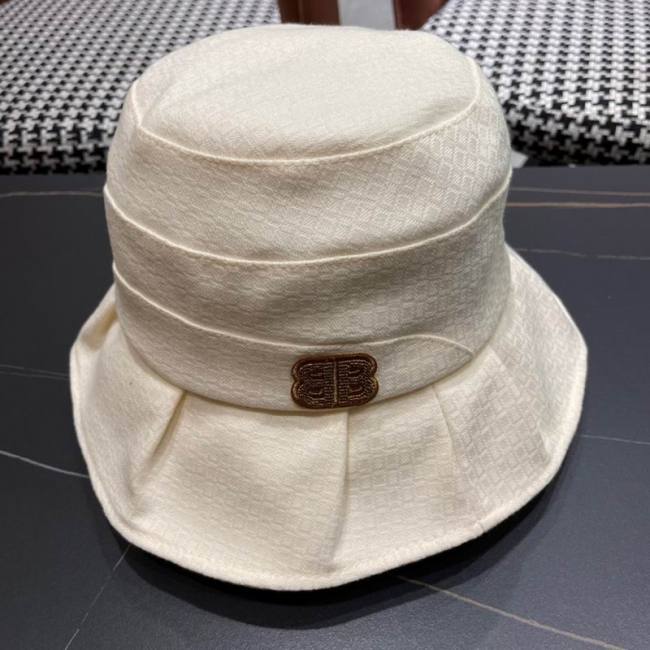 B Bucket Hats AAA-010