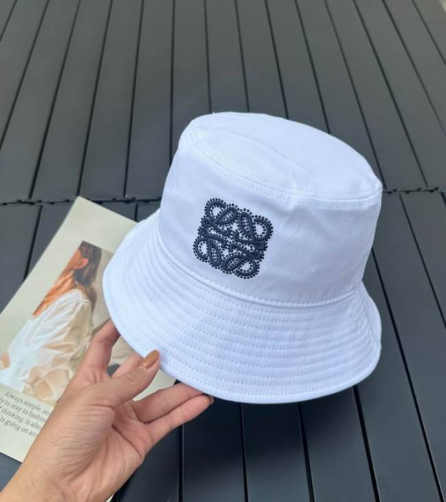 Loewe Bucket Hats AAA-033