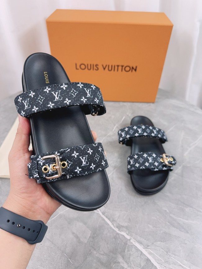 LV Sandals 1：1 Quality-877