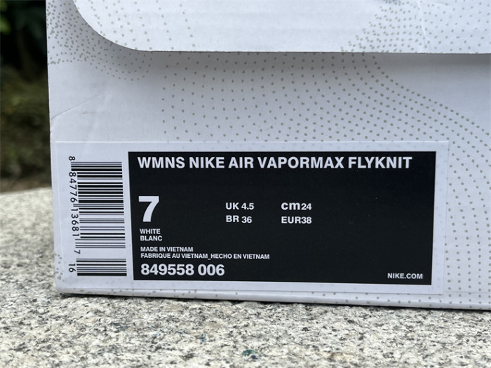 Authentic Nike Air VaporMax OG Pure Platinum University Red