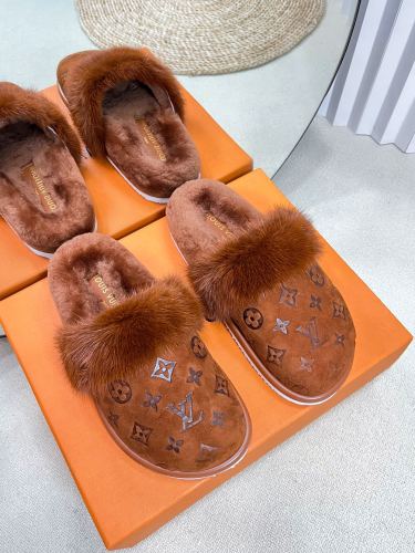 LV women Sandals 1：1 Quality-876