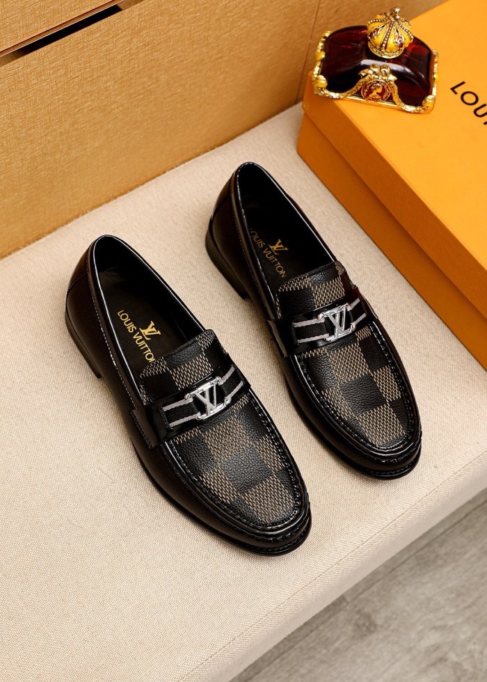 LV Men shoes 1：1 quality-4962