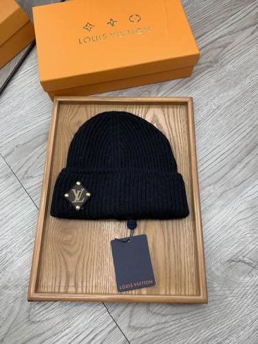 LV Hats AAA-1061