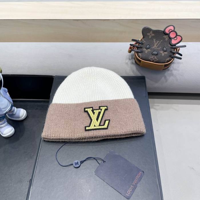 LV Hats AAA-1126