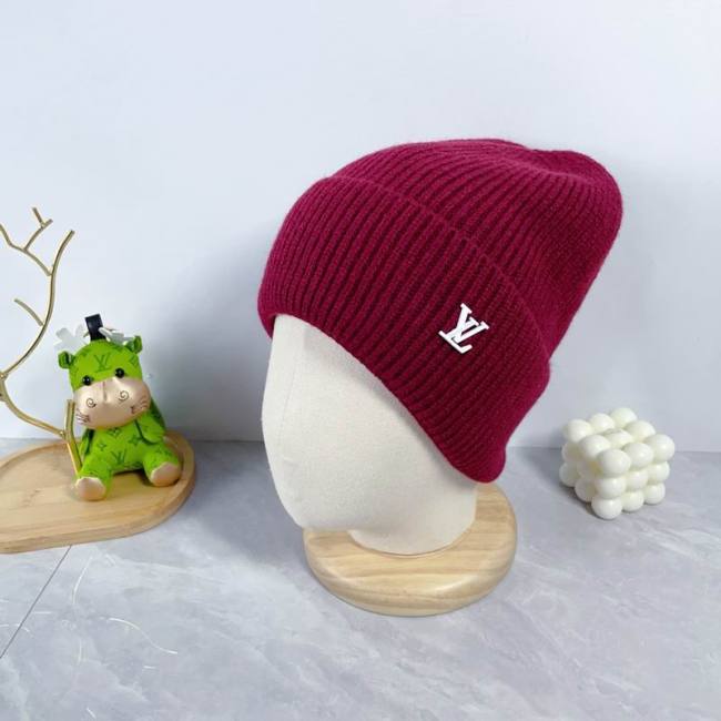 LV Hats AAA-1092