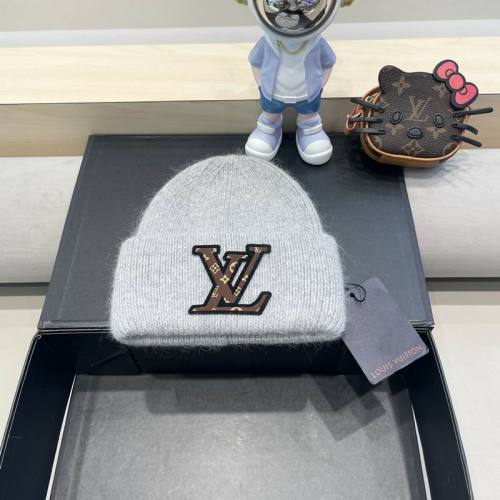 LV Hats AAA-1021