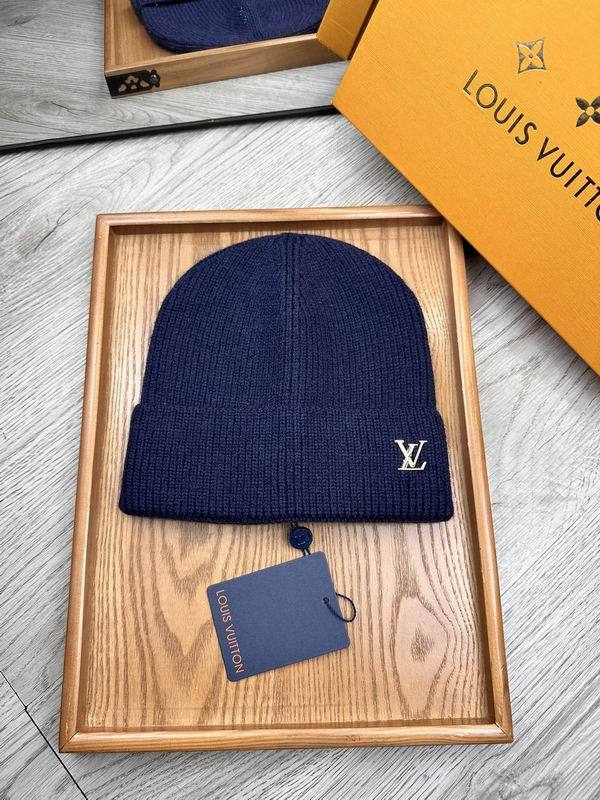 LV Hats AAA-1050