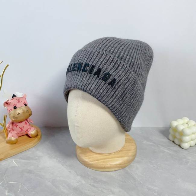 B Hats AAA-1250