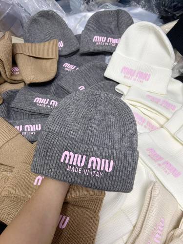 Miumiu Hats AAA-105