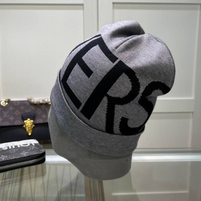 Versace Hats AAA-076