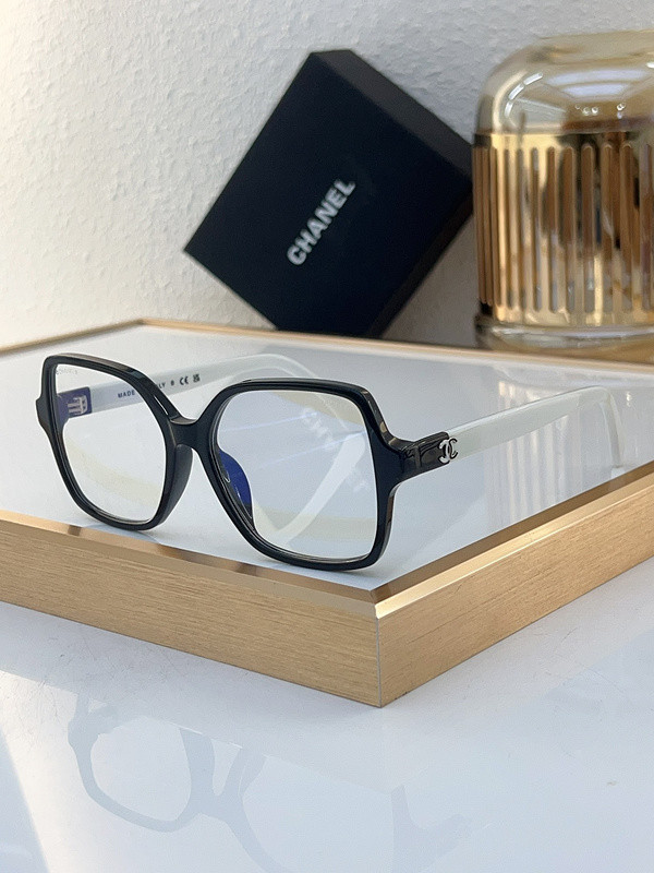 CHNL Sunglasses AAAA-4244