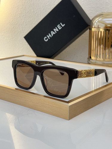 CHNL Sunglasses AAAA-4301