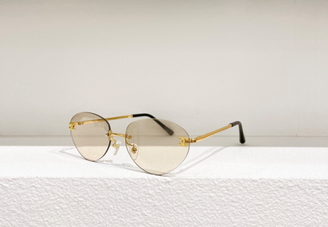 CHNL Sunglasses AAAA-4389