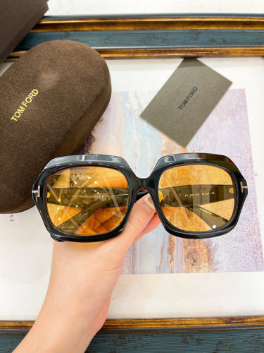 Tom Ford Sunglasses AAAA-3715
