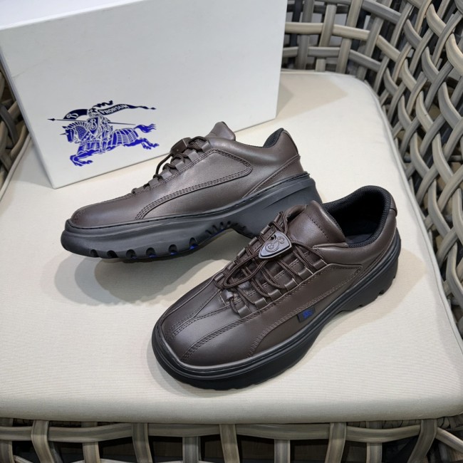 Super Max Burberry Shoes-038
