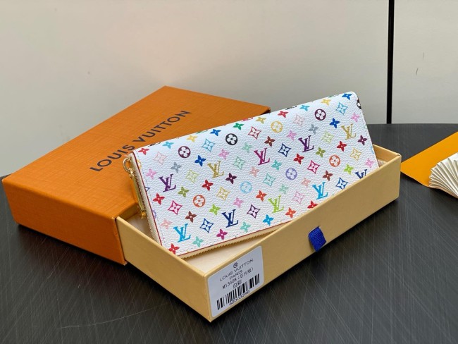 Super Perfect LV Wallet-761