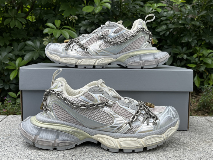 B 17FW Tripe-S High End Sneaker-644