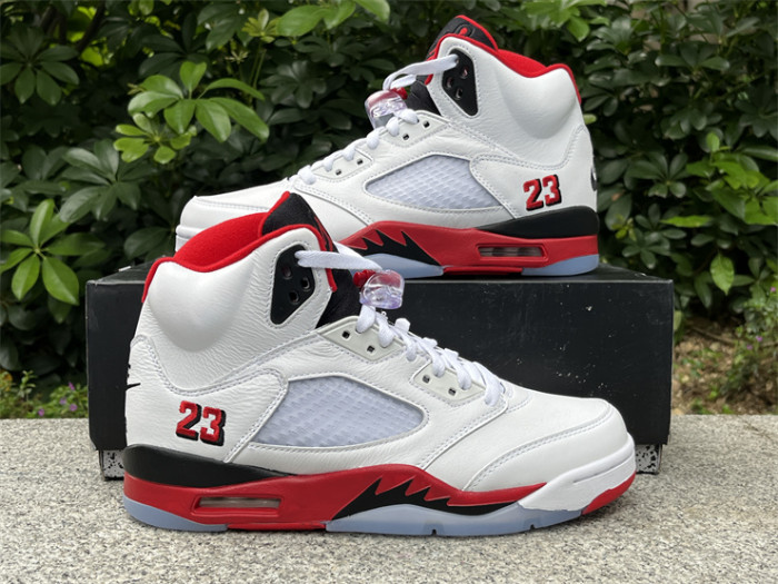 Authentic  Air Jordan 5 Fire Red “Black Tongue”   2025