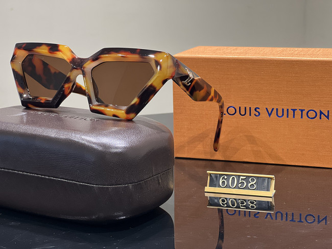 LV Sunglasses AAA-444