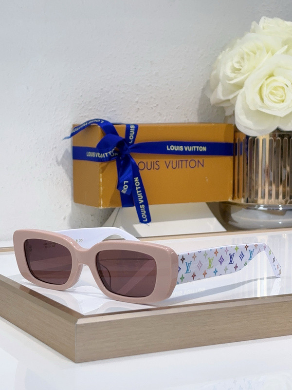 LV Sunglasses AAAA-5799