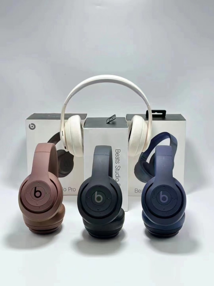 Beats Studio Pro noise reduction