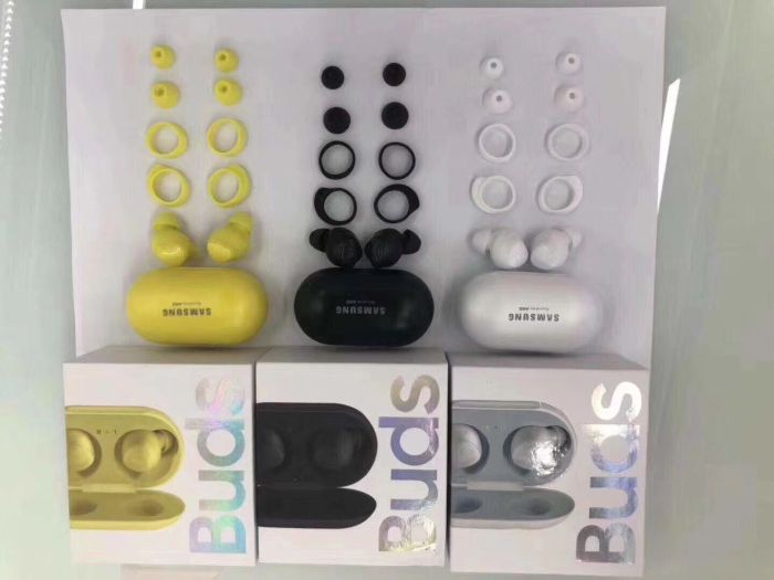 SAMSUNG BUDS