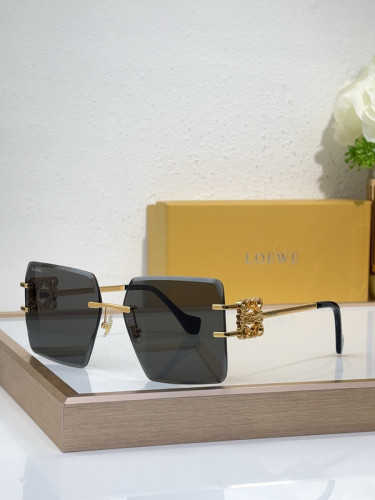Loewe Sunglasses AAAA-751