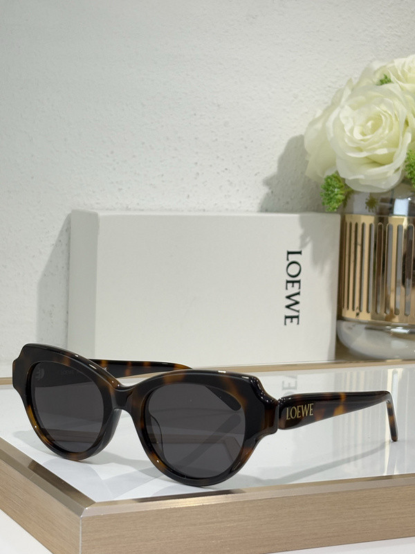 Loewe Sunglasses AAAA-904