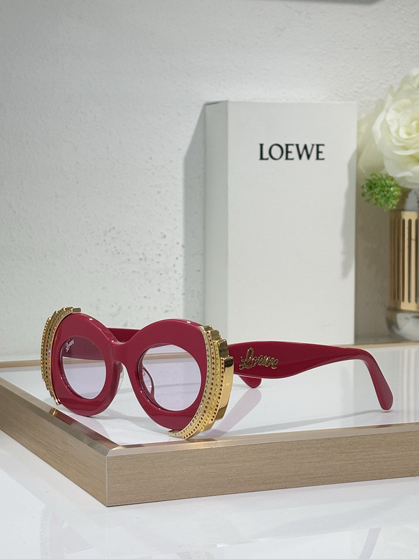 Loewe Sunglasses AAAA-935