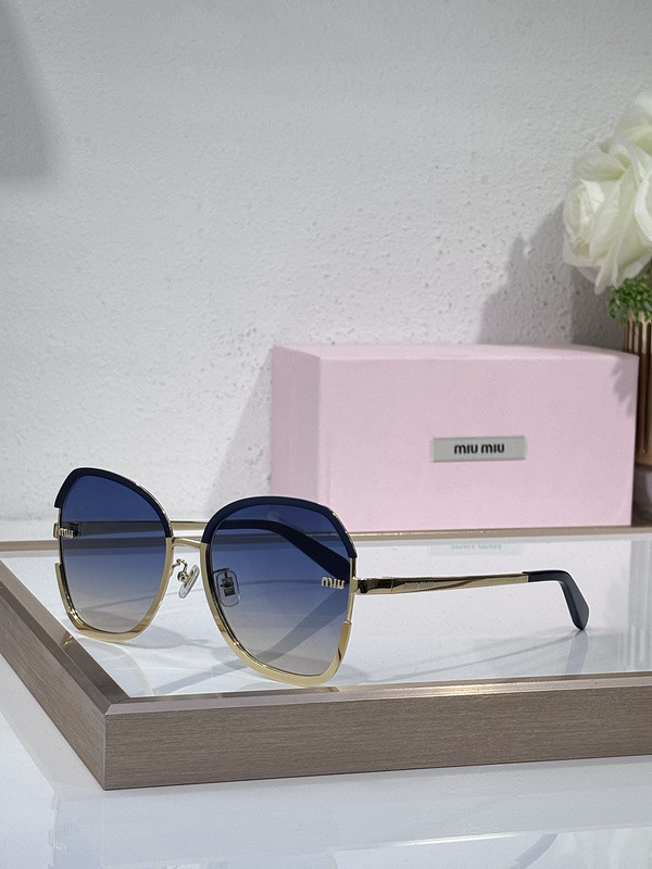 Miu Miu Sunglasses AAAA-2138