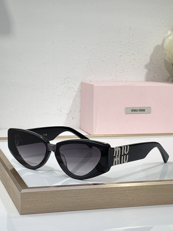 Miu Miu Sunglasses AAAA-2078