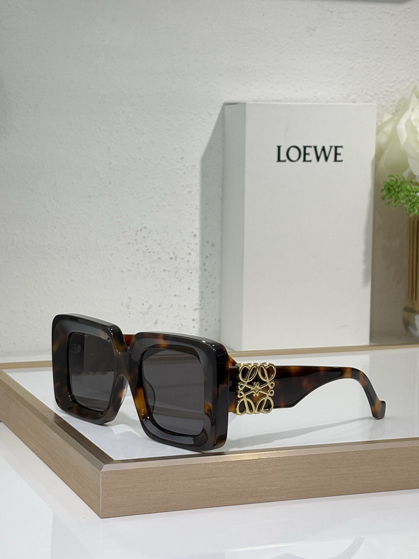 Loewe Sunglasses AAAA-925