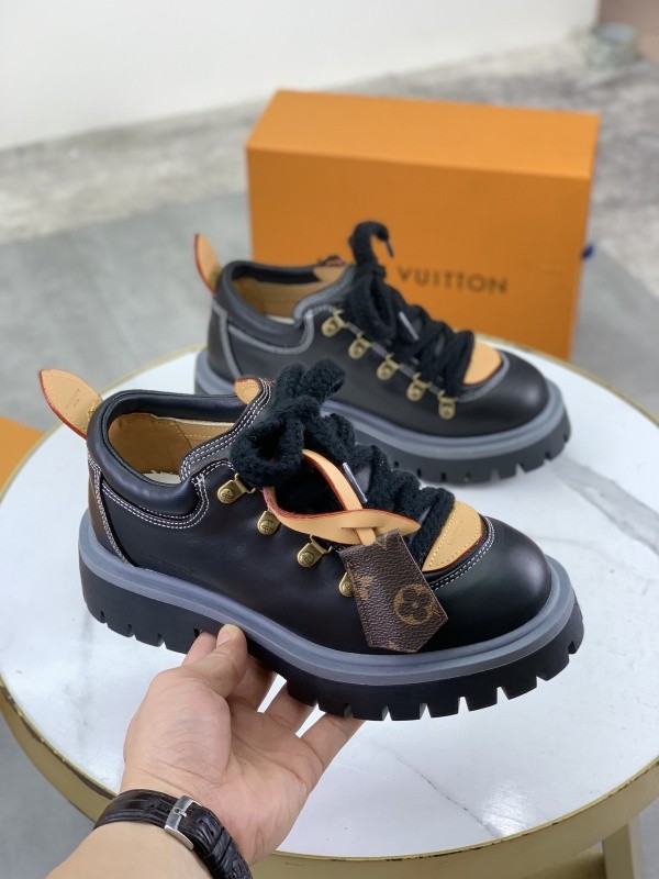 LV Men shoes 1：1 quality-5123