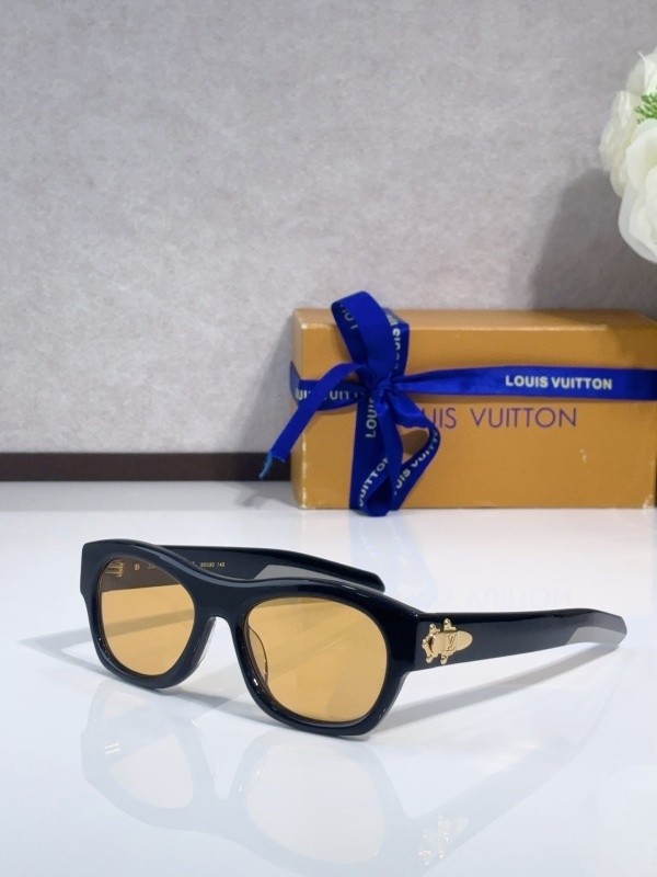 LV Sunglasses AAAA-6718