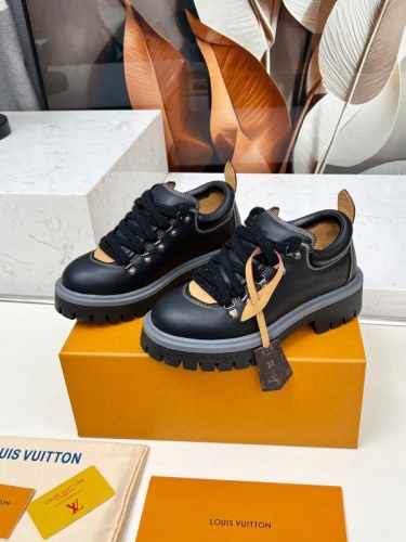 LV Women Shoes 1：1 Quality-1225