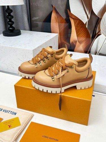 LV Women Shoes 1：1 Quality-1222