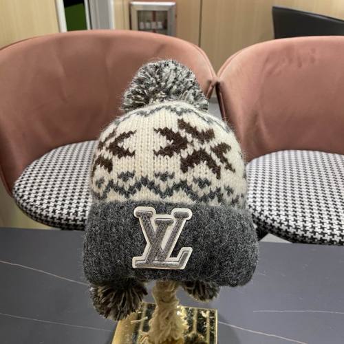 LV Hats AAA-1642