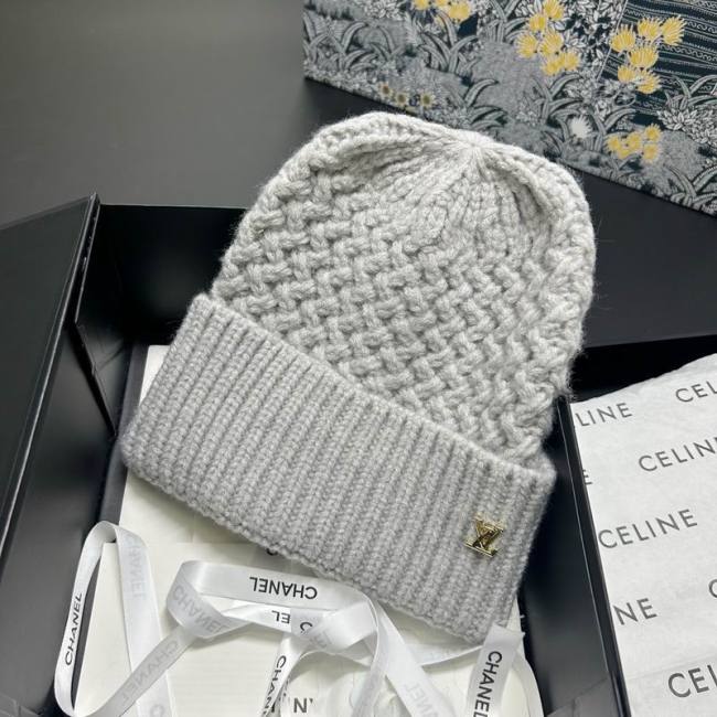 LV Hats AAA-1420