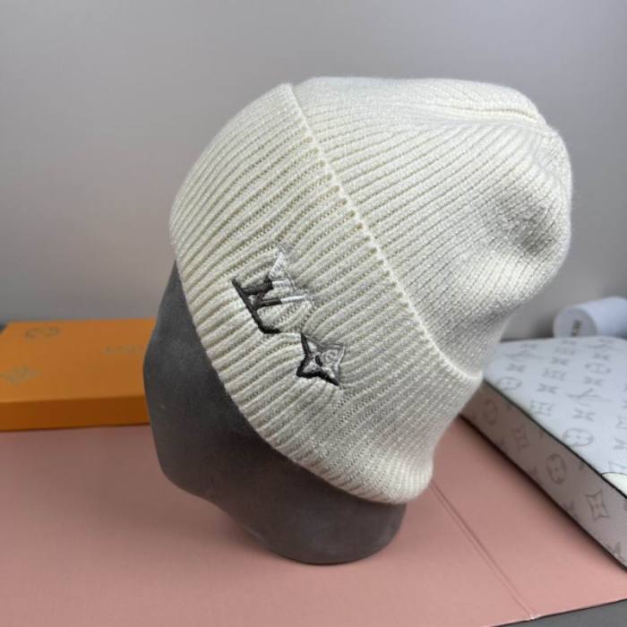 LV Hats AAA-1583