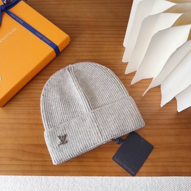 LV Hats AAA-1323