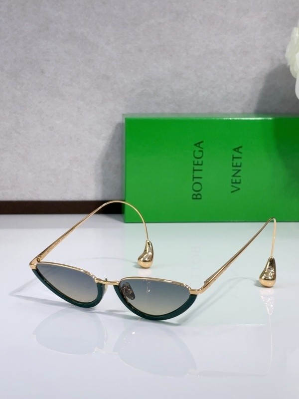 Bottega Veneta Sunglasses AAAA-181