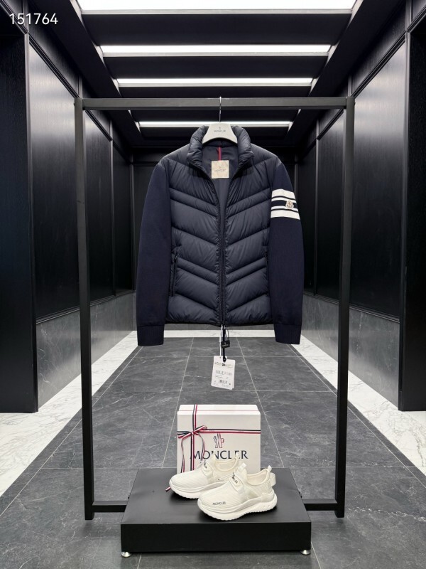 Moncler Down Coat men-2184