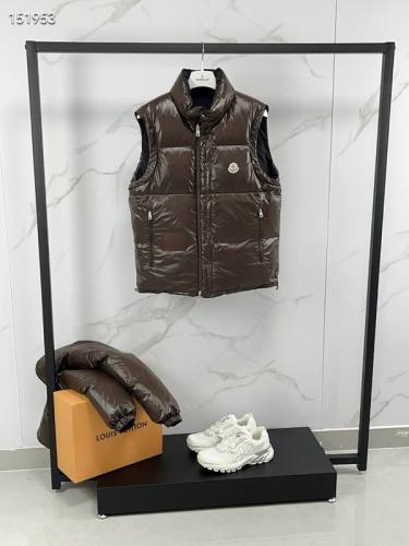 Moncler Down Vest men-198