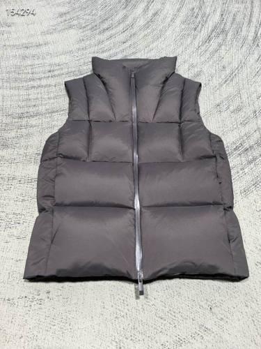 Moncler Down Vest men-202