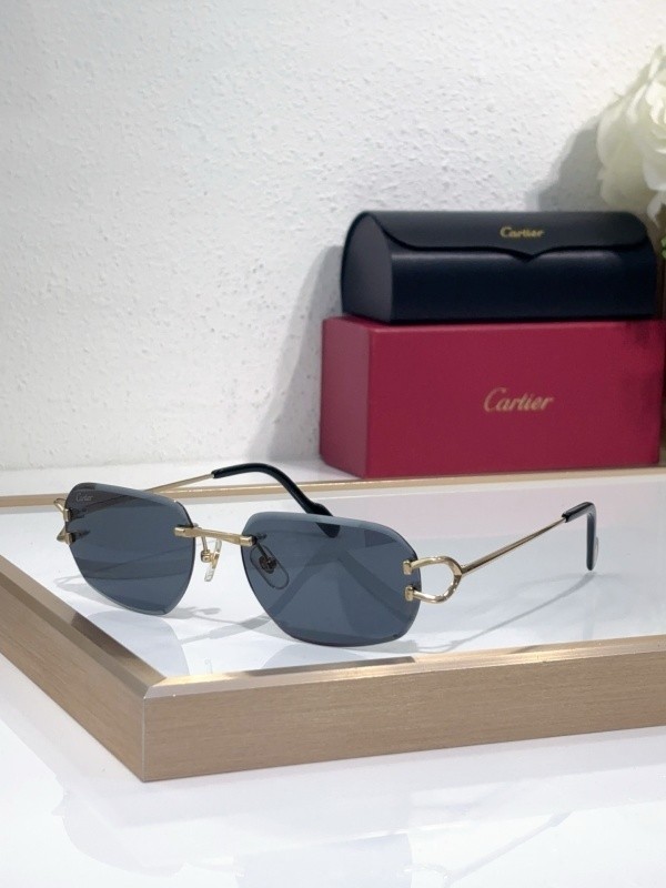 Cartier Sunglasses AAAA-8997