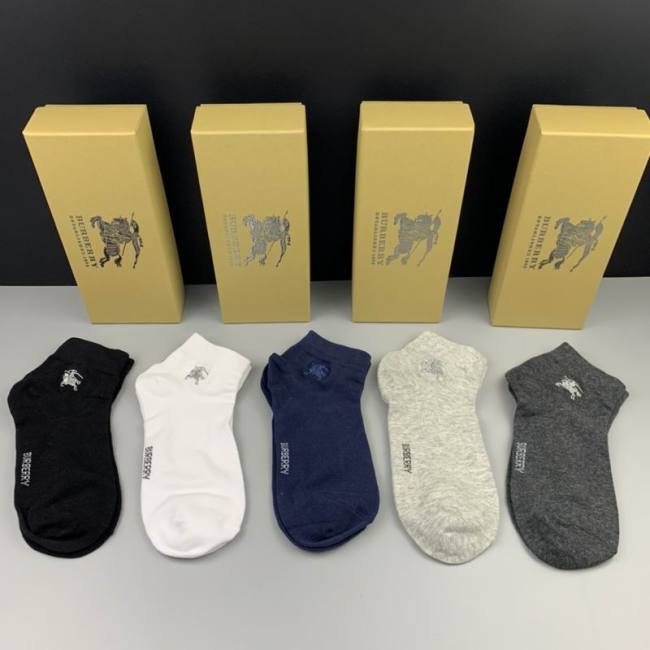 Burberrys Socks-045