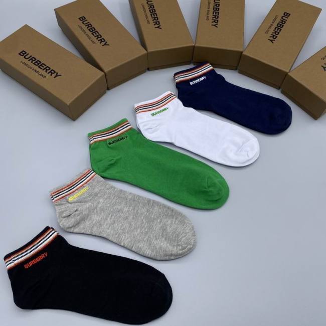 Burberrys Socks-057