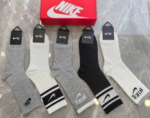 Nike Socks-101