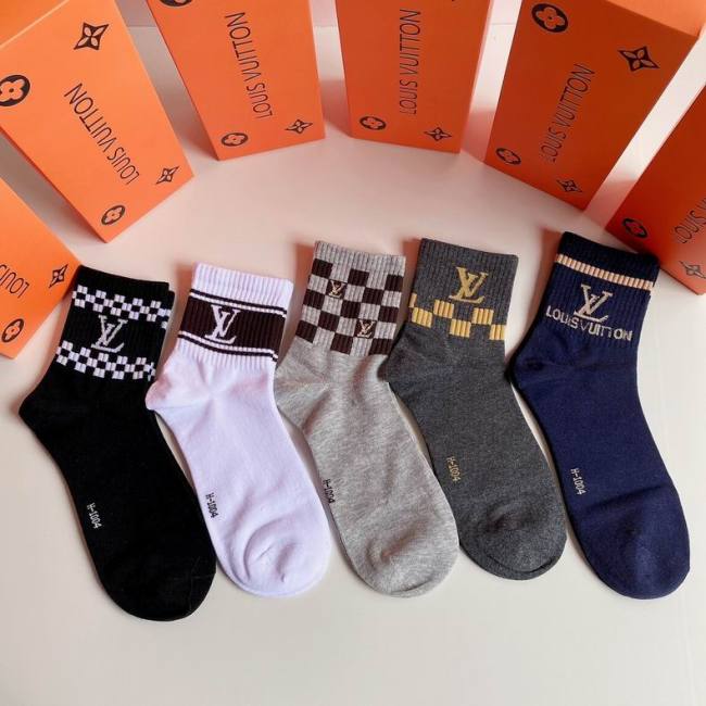 LV Socks-025